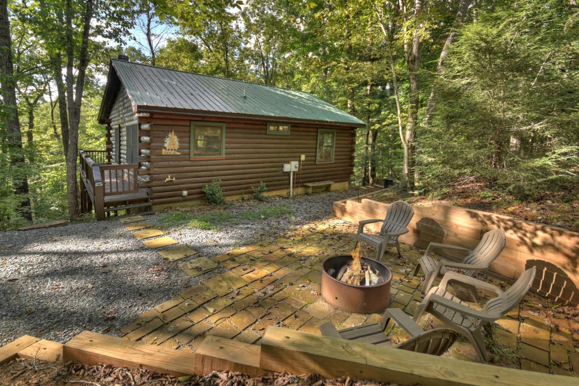 Bearfoot Ridge Wood-Burning Fireplace Cozy Hot Tub Serene Views Ellijay Exterior foto
